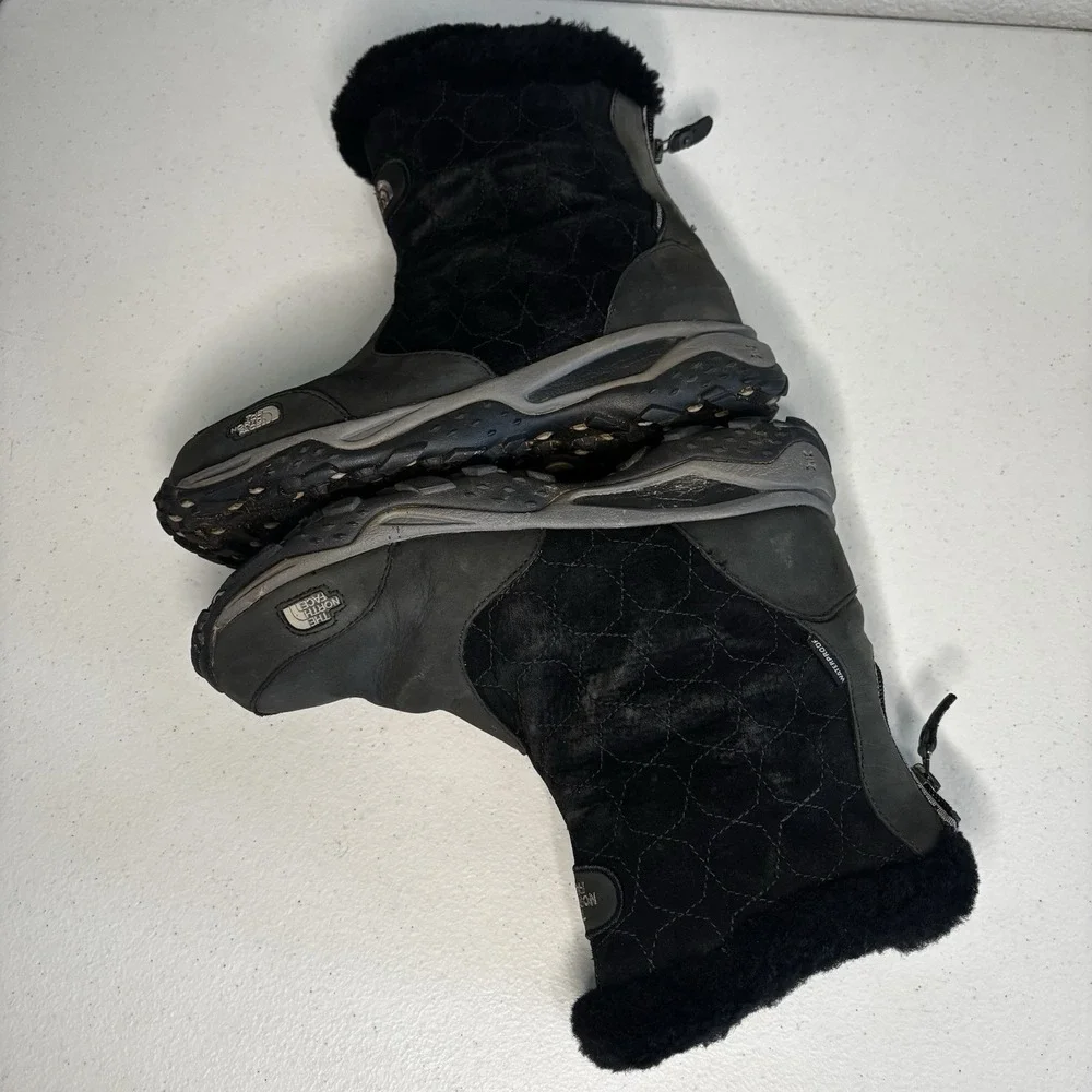 The North Face Snow Boots Womens Size 7 Black Suede Waterproof Primaloft Winter